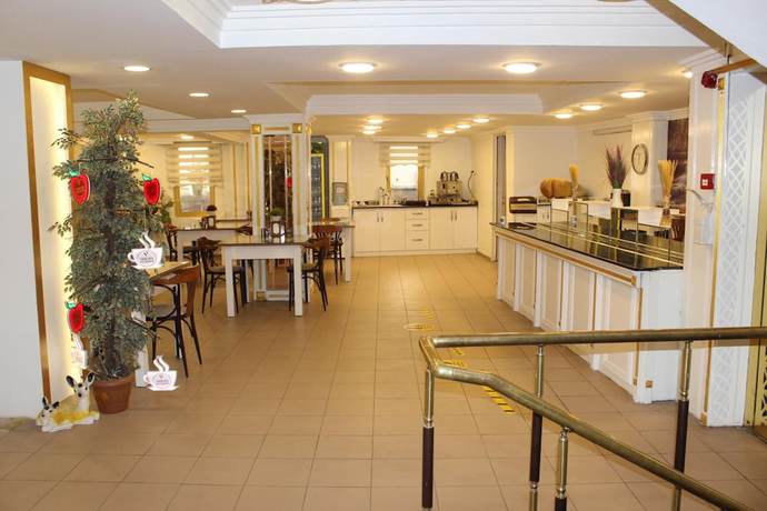 Imagen del bar/restaurante del Yilmazel Hotel. Foto 2