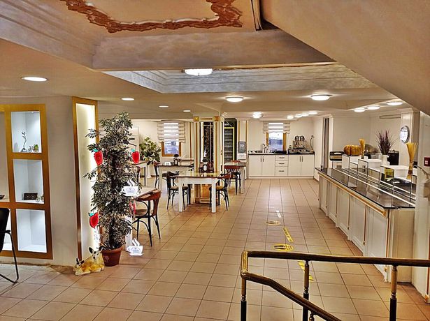Imagen del bar/restaurante del Yilmazel Hotel. Foto 3