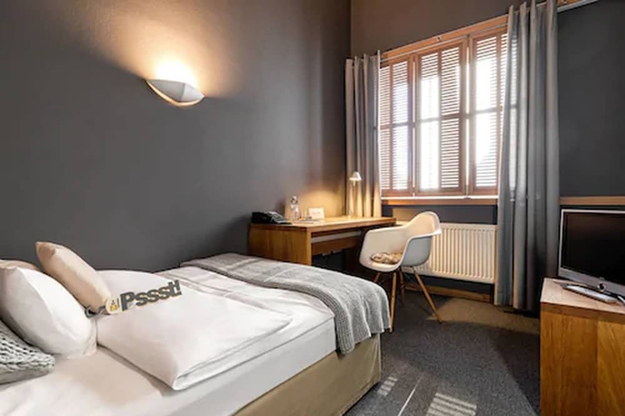 Imagen de la habitación del Yoho - The Young Hotel. Foto 8