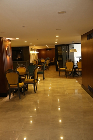 Imagen del bar/restaurante del Yol Is Holiday Hotel Trabzon. Foto 4