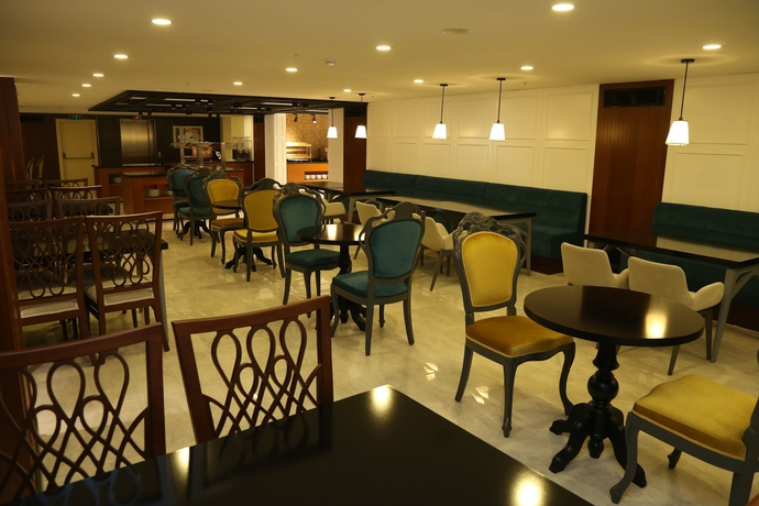 Imagen del bar/restaurante del Yol Is Holiday Hotel Trabzon. Foto 7