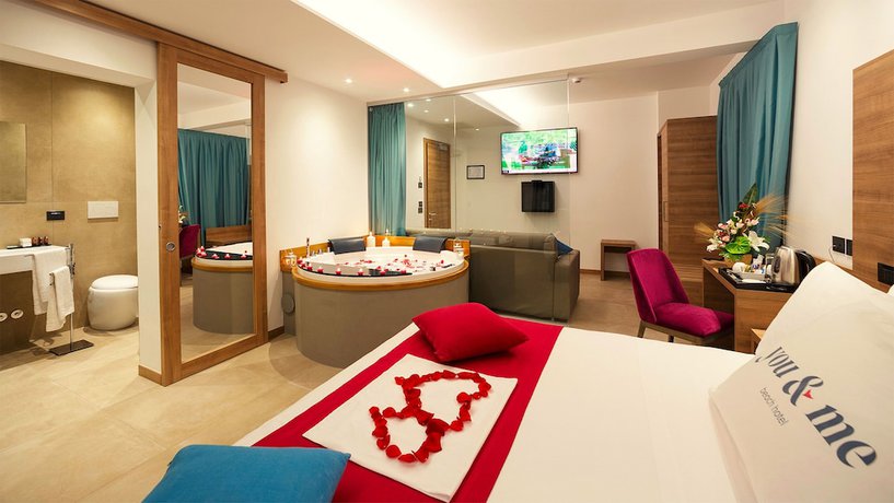 Imagen de la habitación del You and Me Beach Hotel. Foto 3
