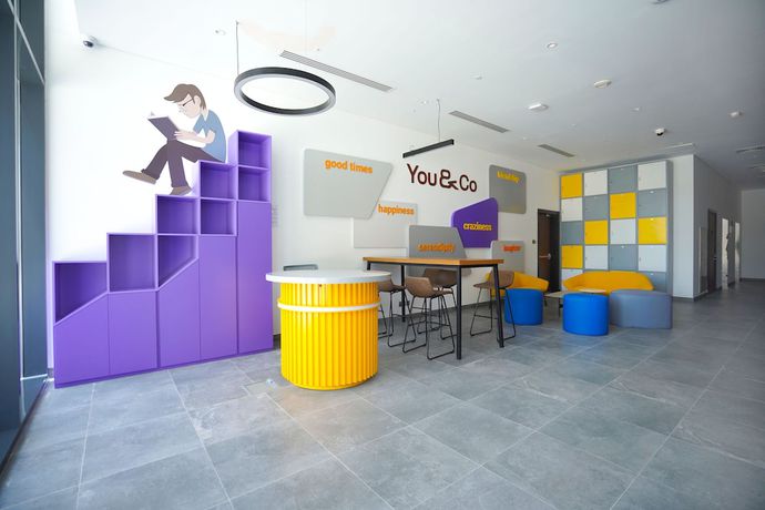 Imagen de los interiores del Youandco Co-living Dubai. Foto 19