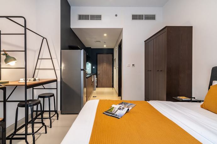 Imagen de la habitación del Youandco Co-living Dubai. Foto 11