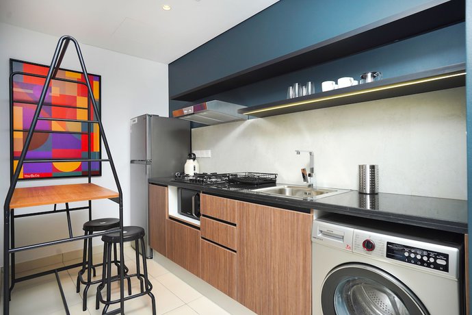 Imagen de la habitación del Youandco Co-living Dubai. Foto 13