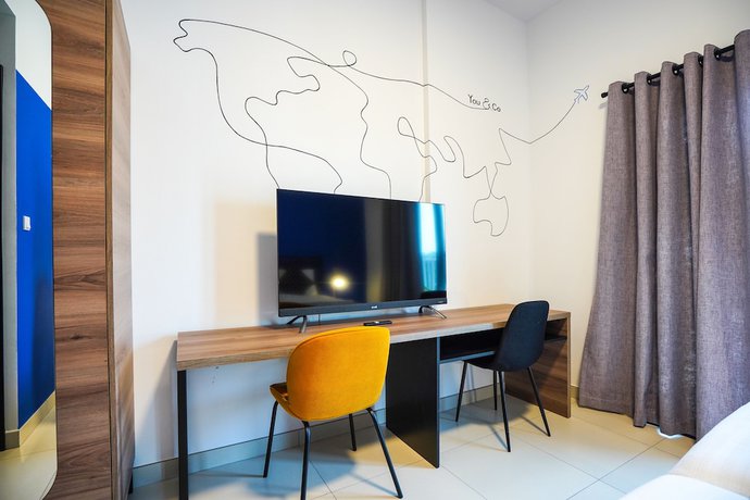 Imagen de la habitación del Youandco Co-living Dubai. Foto 15