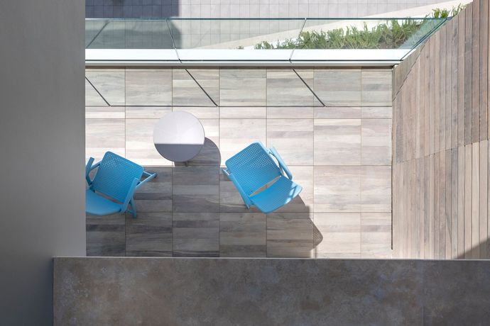 Imagen de la habitación del Youmami Lifestyle Suite Hotel. Foto 5
