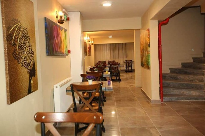 Imagen del bar/restaurante del Yues Hotel. Foto 4