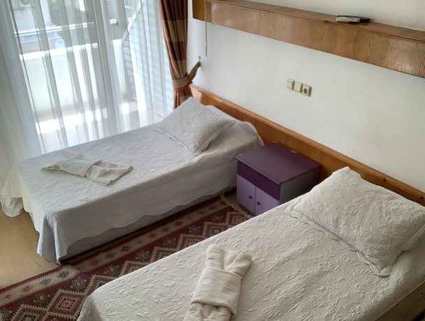 Imagen de la habitación del Yuksel Hotel. Foto 5
