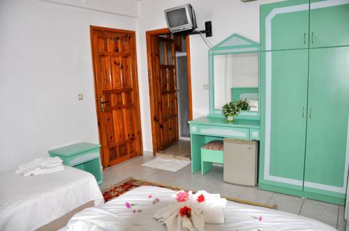 Imagen de la habitación del Y&uuml;cel Hotel, FETHIYE. Foto 2