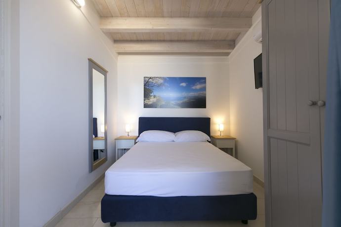 Imagen de la habitación del ZIBIBBO SUITES and ROOMS - Aparthotel in Centro Storico a Trapani. Foto 12