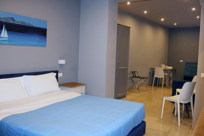 Imagen de la habitación del ZIBIBBO SUITES and ROOMS - Aparthotel in Centro Storico a Trapani. Foto 15