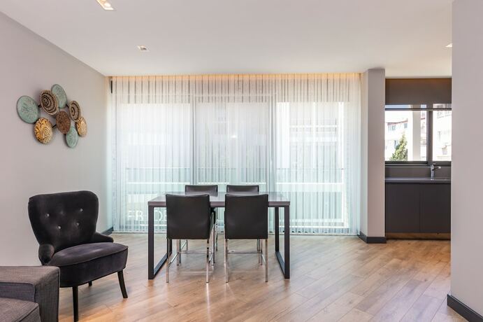 Imagen de la habitación del Z-Suites. Foto 13
