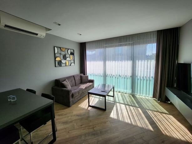 Imagen de la habitación del Z-Suites. Foto 17