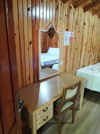 Imagen de la habitación del Zakkum Pansiyon. Foto 20