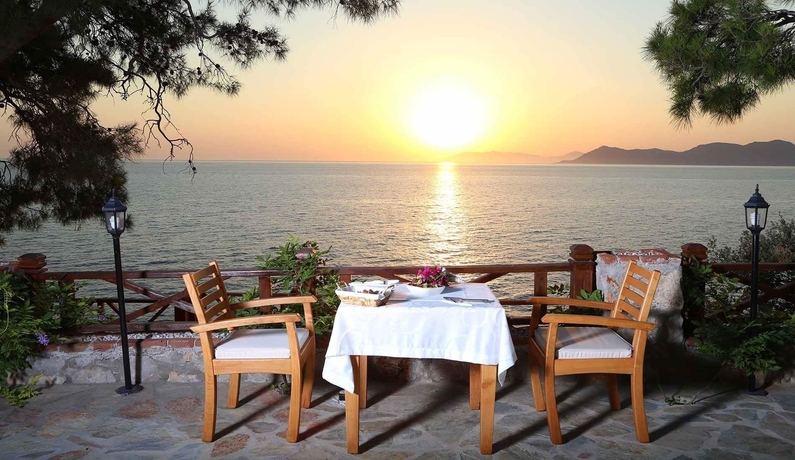 Imagen del bar/restaurante del Zakros Hotel Lykia - Adults Only. Foto 4