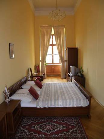 Imagen de la habitación del Zamek Cerveny Hradek. Foto 15