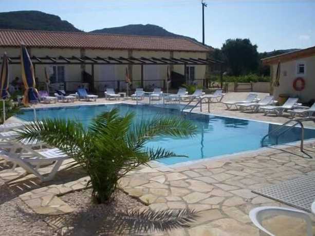 Imagen de la piscina del Zantegarden. Foto 20