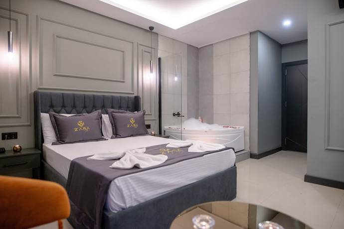 Imagen de la habitación del Zara Suit. Foto 5