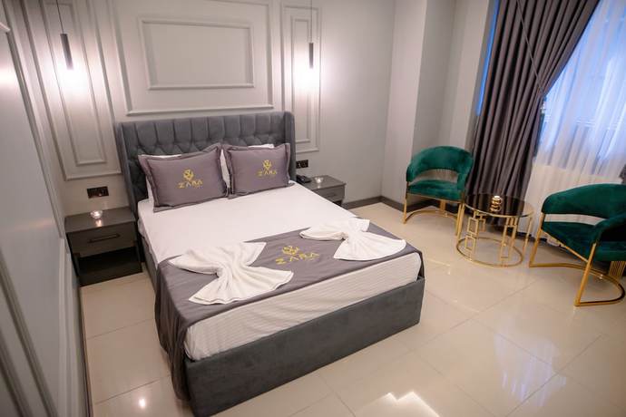Imagen de la habitación del Zara Suit. Foto 8