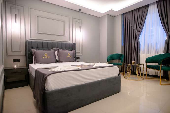 Imagen de la habitación del Zara Suit. Foto 11
