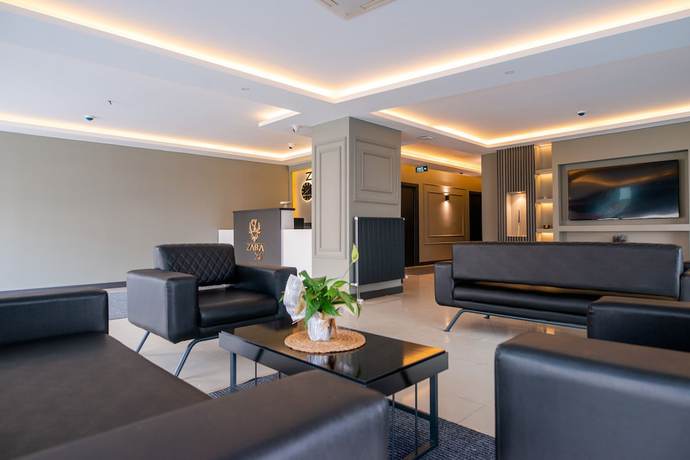 Imagen de la habitación del Zara Suit. Foto 13