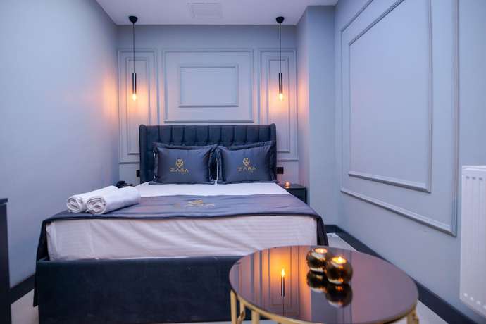Imagen de la habitación del Zara Suit. Foto 18
