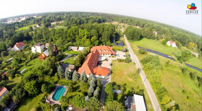 Imagen de los exteriores del Zdroj&oacute;wka Spa. Foto 8