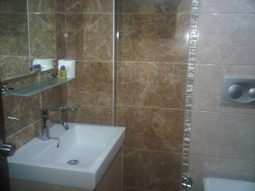 Imagen de la habitación del Zehra Hotel. Foto 2