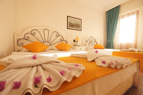 Imagen de la habitación del Zehra Hotel. Foto 4