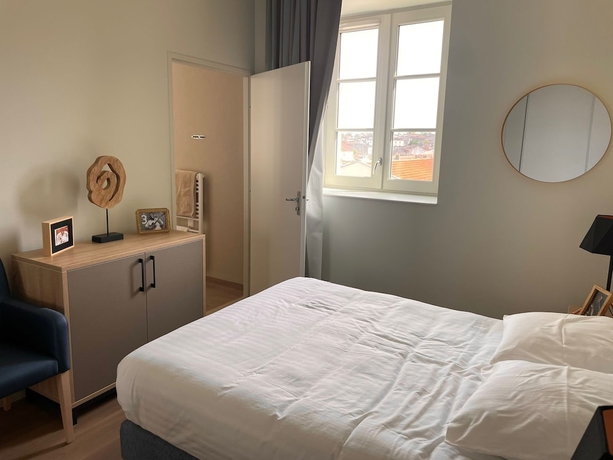 Imagen de la habitación del Zenao Appart\'h&ocirc;tels Cognac. Foto 5