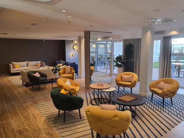 Imagen de los interiores del Zenao Appart\'h&ocirc;tels Issy-les-Moulineaux. Foto 10