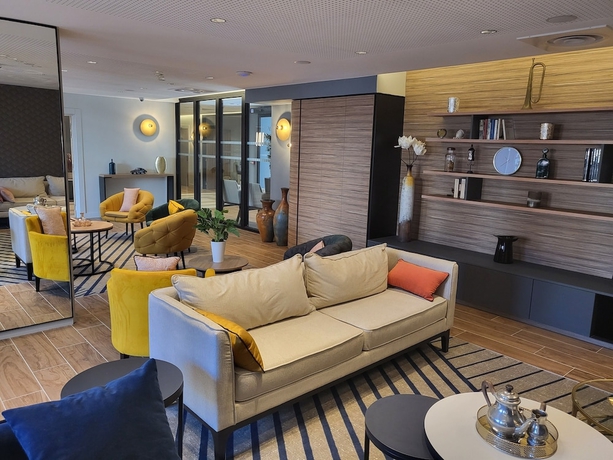 Imagen de los interiores del Zenao Appart\'h&ocirc;tels Issy-les-Moulineaux. Foto 11