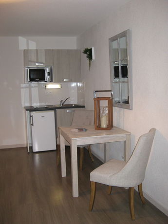 Imagen de la habitación del Zenao Appart'hotel Nevers. Foto 9