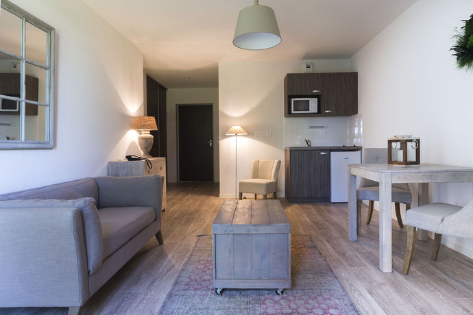 Imagen de los interiores del Zenao Appart'hotel Nevers. Foto 15