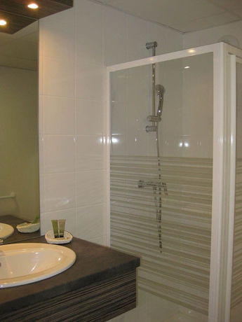 Imagen de los interiores del Zenao Nevers Renardats. Foto 13