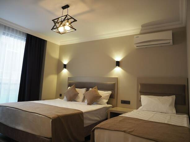 Imagen de la habitación del Zenia Otel. Foto 17