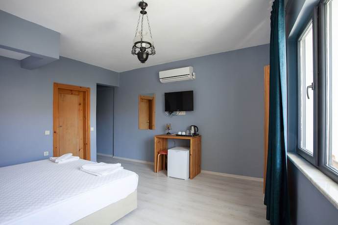 Imagen de la habitación del Zephyros City Otel. Foto 5
