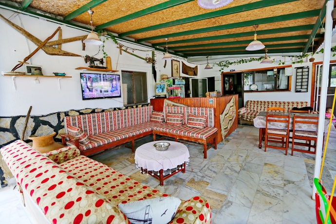 Imagen de los interiores del Zeybek 1. Foto 15