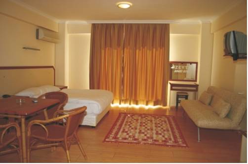 Imagen de la habitación del Zeytin Apart Hotel. Foto 1