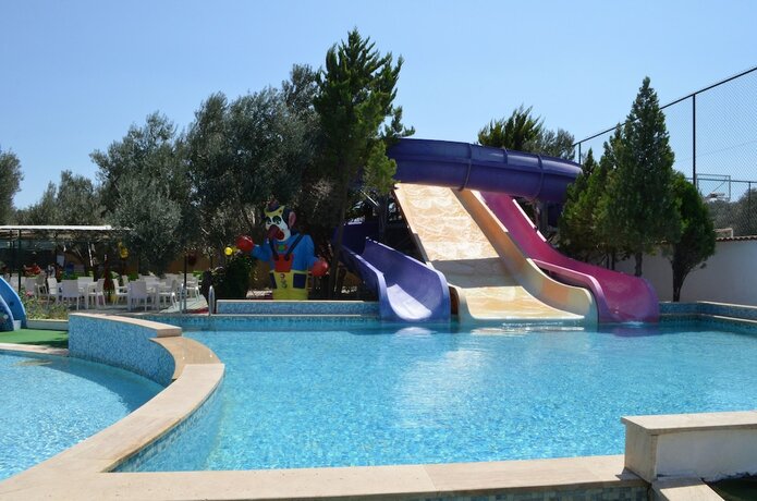 Imagen general del Zeytin Apart Otel and Aquapark. Foto 13