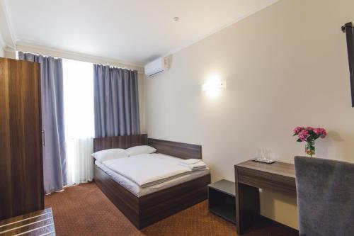 Imagen de la habitación del Zinedine Sport-Hotel. Foto 8