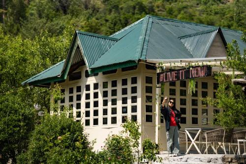 Imagen general del Zostel Kasol (Katagla). Foto 5