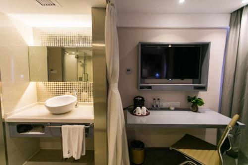 Imagen de la habitación del Zsmart Hotel. Foto 6