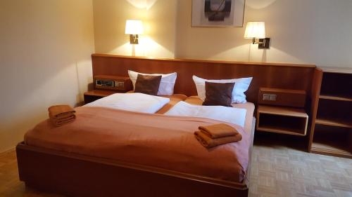Imagen general del Zum H&auml;uschen-domblick-messe-hotel. Foto 4