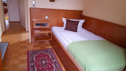 Imagen general del Zum H&auml;uschen-domblick-messe-hotel. Foto 5