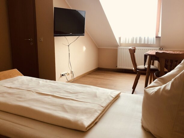 Imagen de la habitación del Zum Schwarzen Ro&szlig; Landgasthof. Foto 18