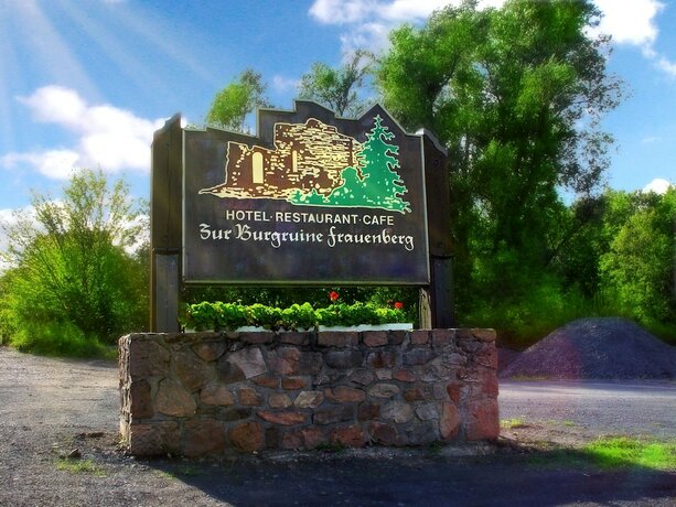 Imagen general del Zur Burgruine Frauenberg. Foto 8