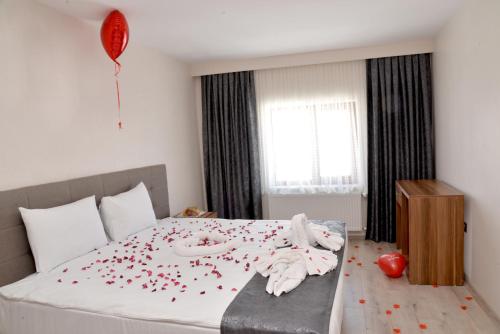 Imagen general del Z&uuml;mr&uuml;t Palas Otel. Foto 7