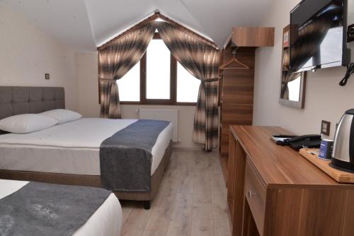 Imagen general del Z&uuml;mr&uuml;t Palas Otel. Foto 13